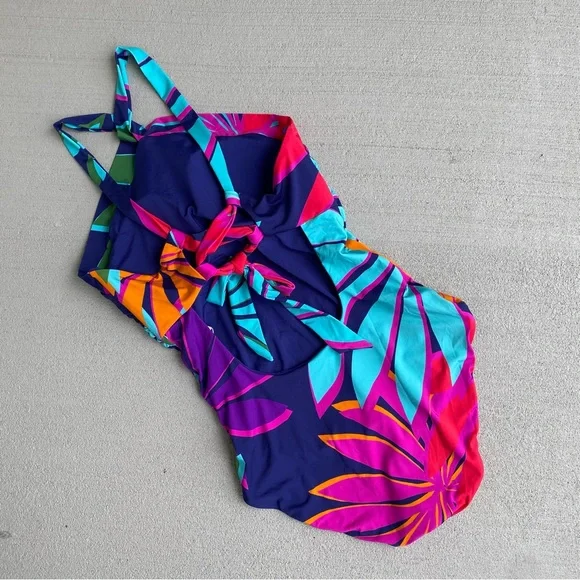 NWT Trina Turk Women's Wailea Reversible Multicolor Halter Swimsuit Size 10 - Picture 11 of 15